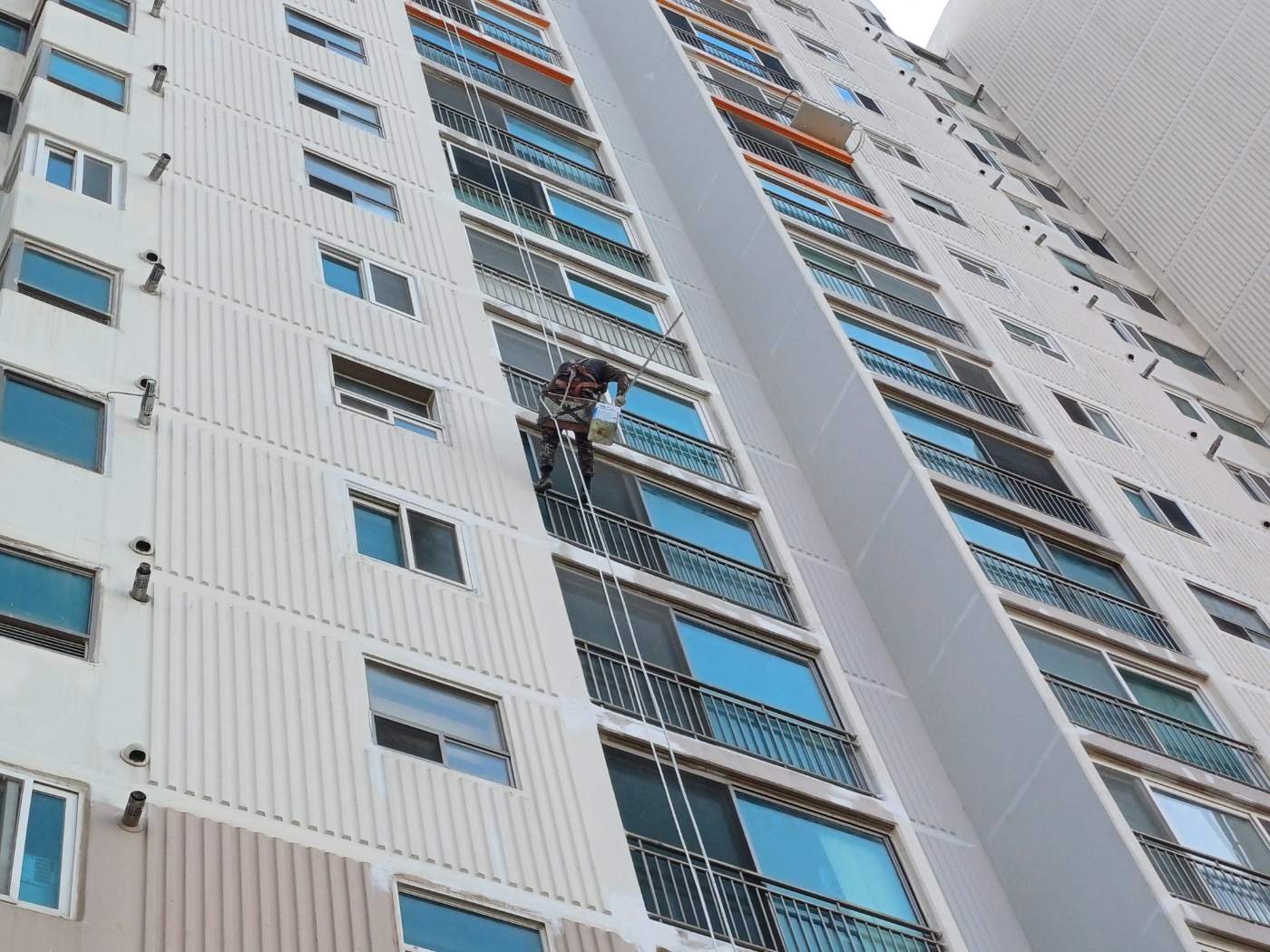 창원대방동성아파트 외벽균열보수 및 재도장